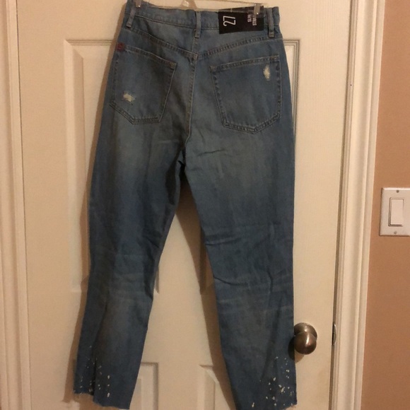 Distressed BDG jeans - Picture 6 of 6
